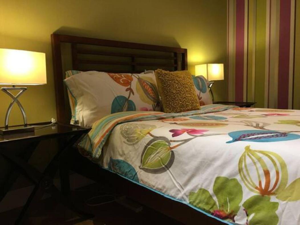 Coach House Villa Woking Bagian luar foto